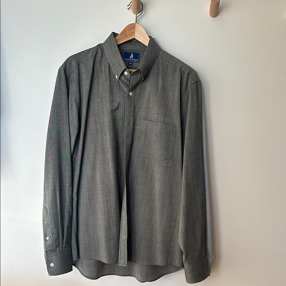 Gray Casual Button Down Shirt with Lightweight Fabric and Subtle Texture